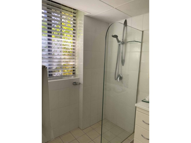 3/22-28 The Esplanade, Burleigh Heads QLD 4220
