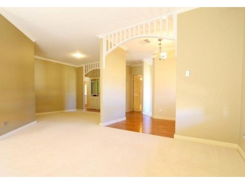 8 Litham Place, Pelican Point WA 6230