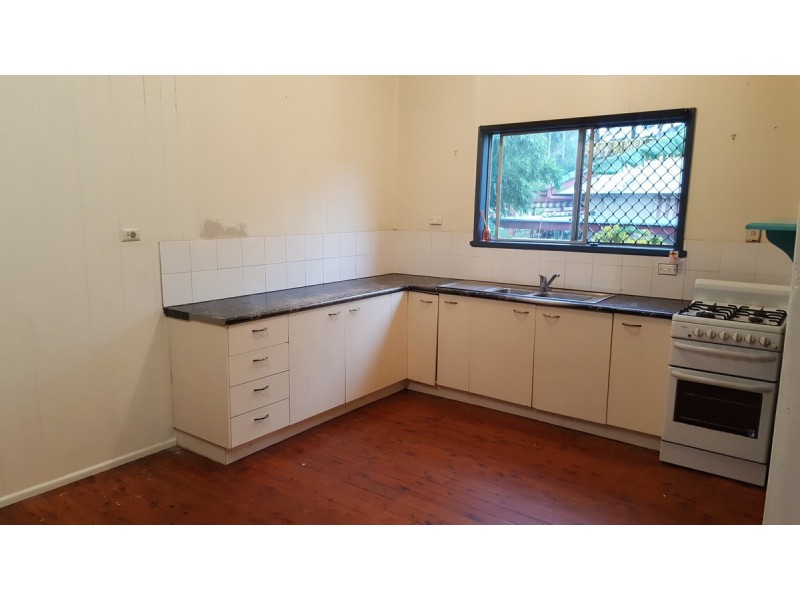8 Augustus Street, Kingston QLD 4114