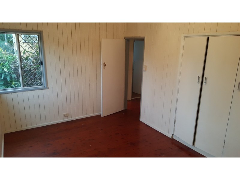 8 Augustus Street, Kingston QLD 4114