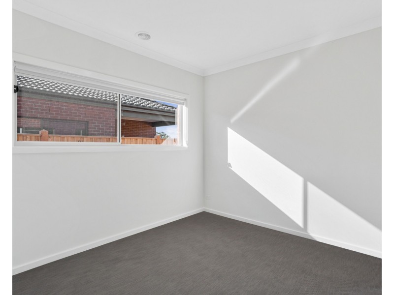 21 Camrose Street, Mickleham VIC 3064