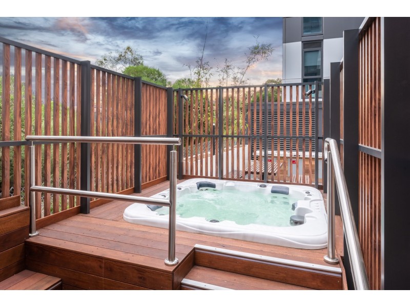 2809/3 Olive York Way, Brunswick West VIC 3055