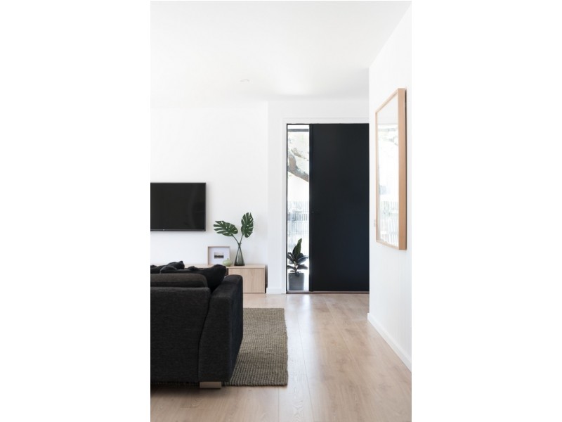 1/8 Koorong Avenue, Rosebud VIC 3939