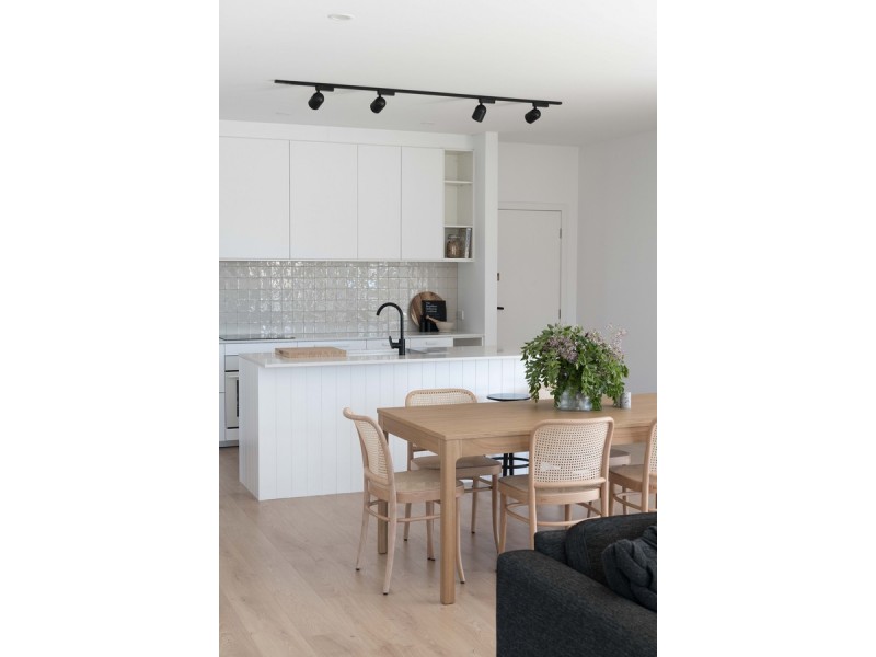 1/8 Koorong Avenue, Rosebud VIC 3939