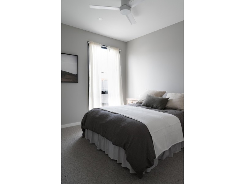 1/8 Koorong Avenue, Rosebud VIC 3939