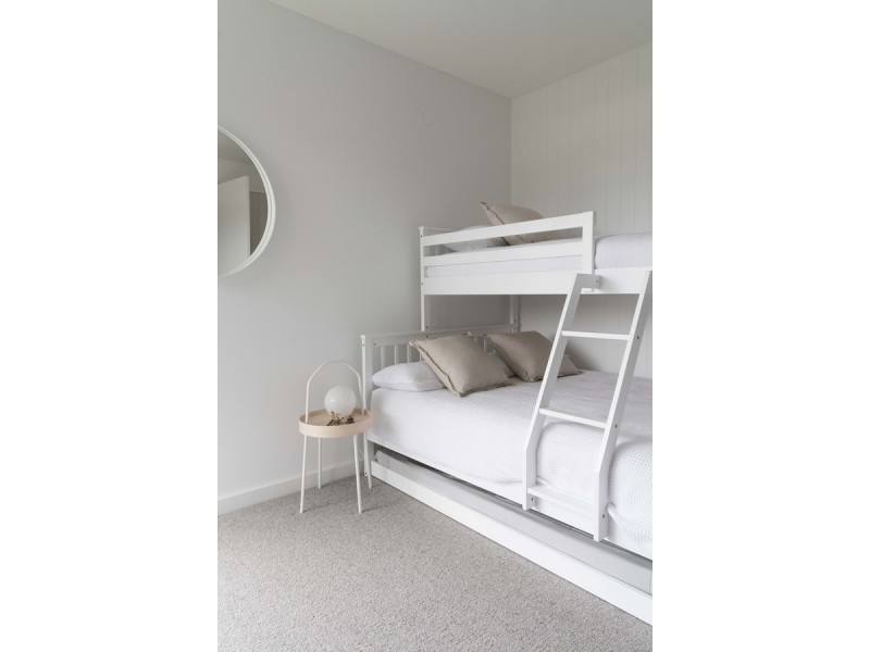 1/8 Koorong Avenue, Rosebud VIC 3939