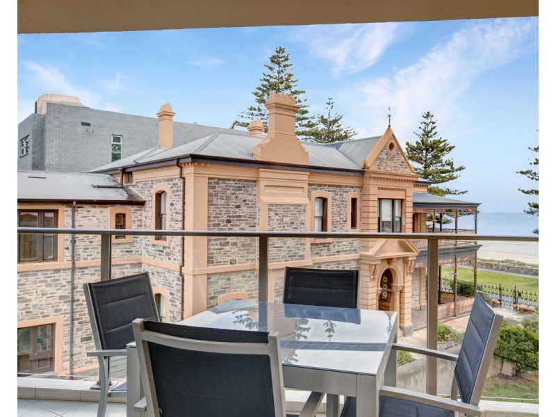 26/13 South Esplanade, Glenelg SA 5045
