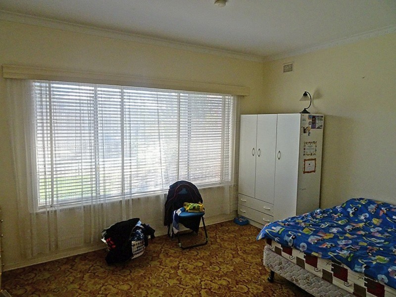 11 Tarcowie Street, Kilkenny SA 5009