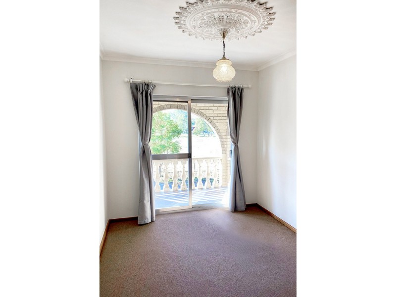 76 William Street, Herne Hill WA 6056