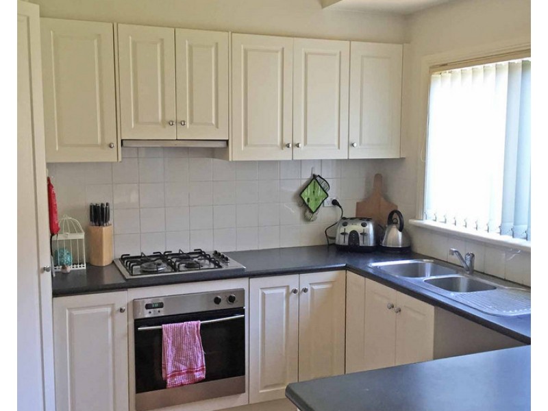 2/64 Lower Plenty Road, Rosanna VIC 3084