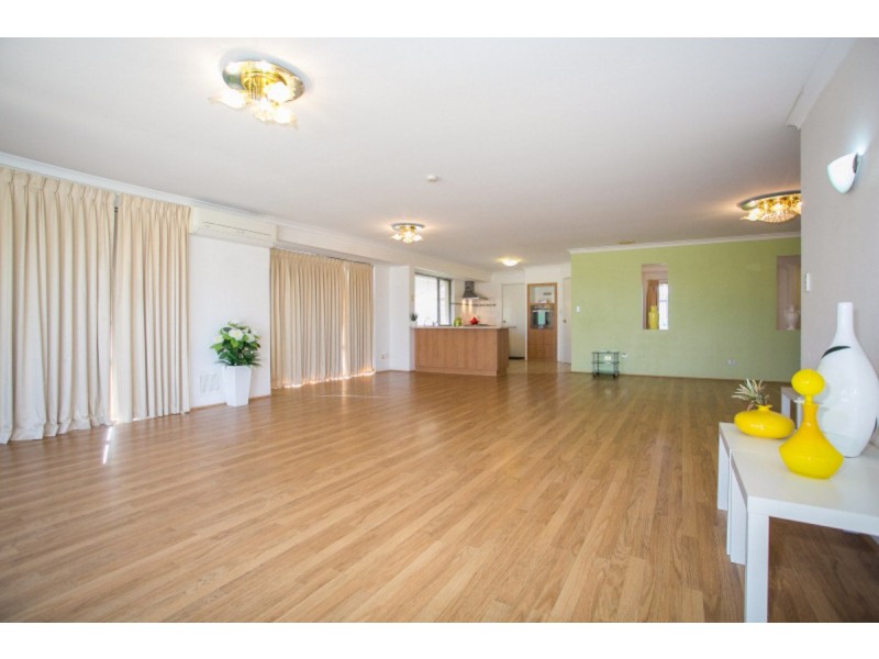 8 Carnforth Road, Butler WA 6036