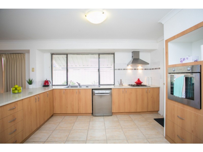 8 Carnforth Road, Butler WA 6036