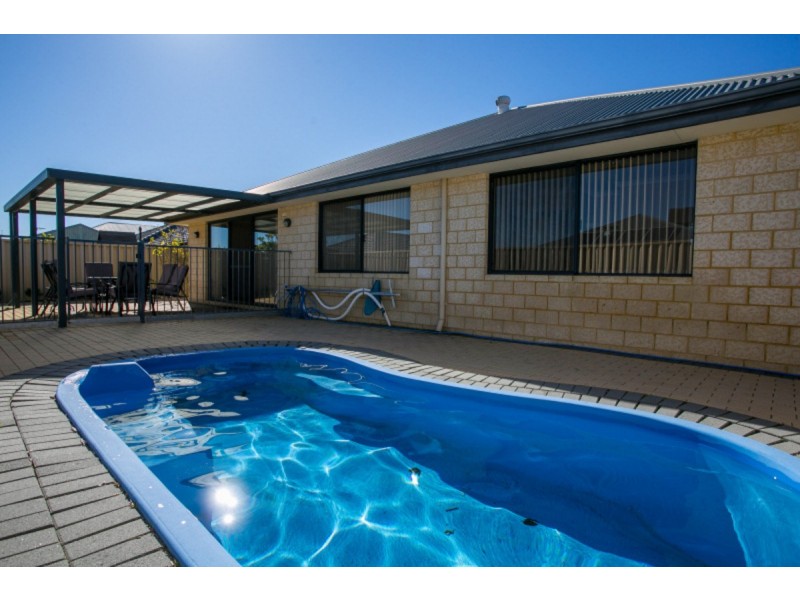 8 Carnforth Road, Butler WA 6036