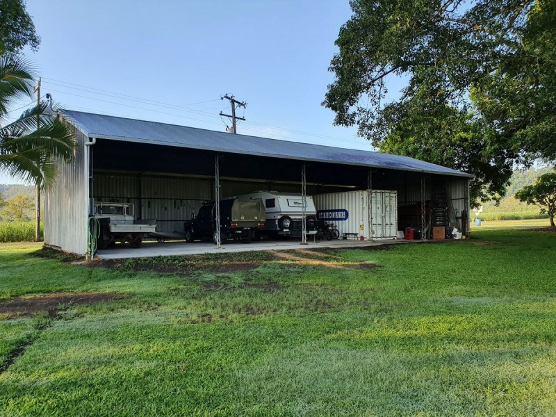 418 Lucas Paddock Road, Pinnacle QLD 4741