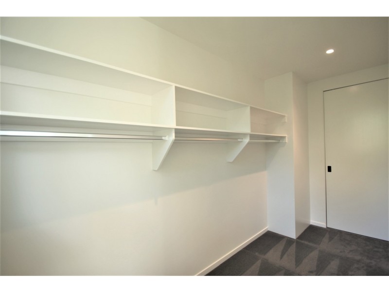 17/2 Brushbox Court, Chapel Hill QLD 4069