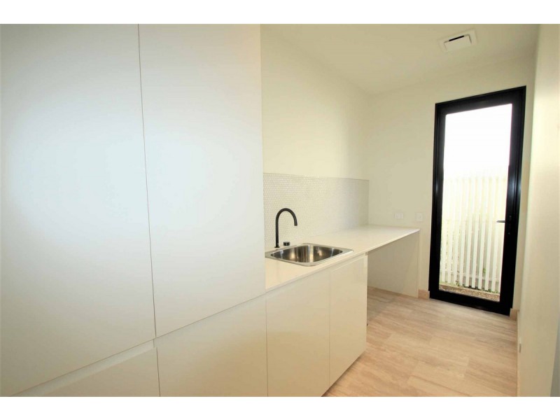 17/2 Brushbox Court, Chapel Hill QLD 4069