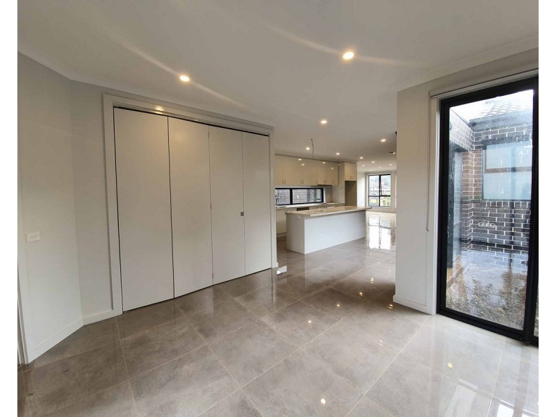 1/2 Ross Court, Mount Waverley VIC 3149