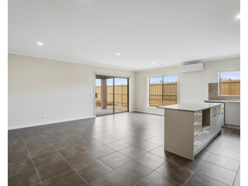 2 Spaniel Avenue, Wyndham Vale VIC 3024