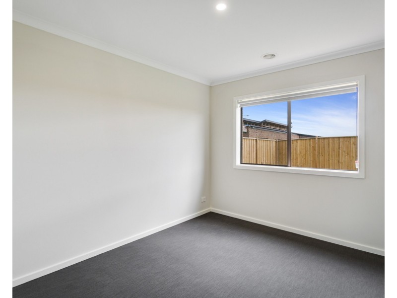 2 Spaniel Avenue, Wyndham Vale VIC 3024
