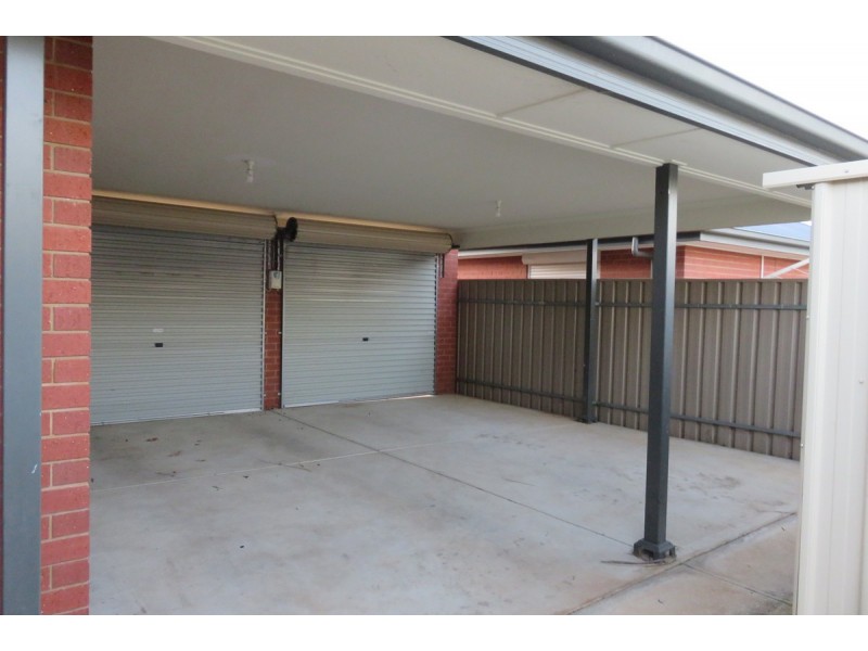 2/5A Finchley Close, Salisbury Downs SA 5108