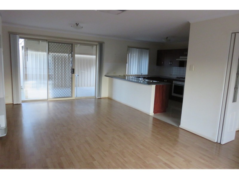 2/5A Finchley Close, Salisbury Downs SA 5108