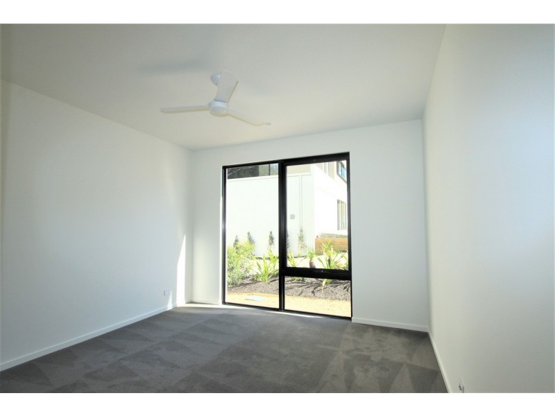 20/2 Brushbox Court, Chapel Hill QLD 4069