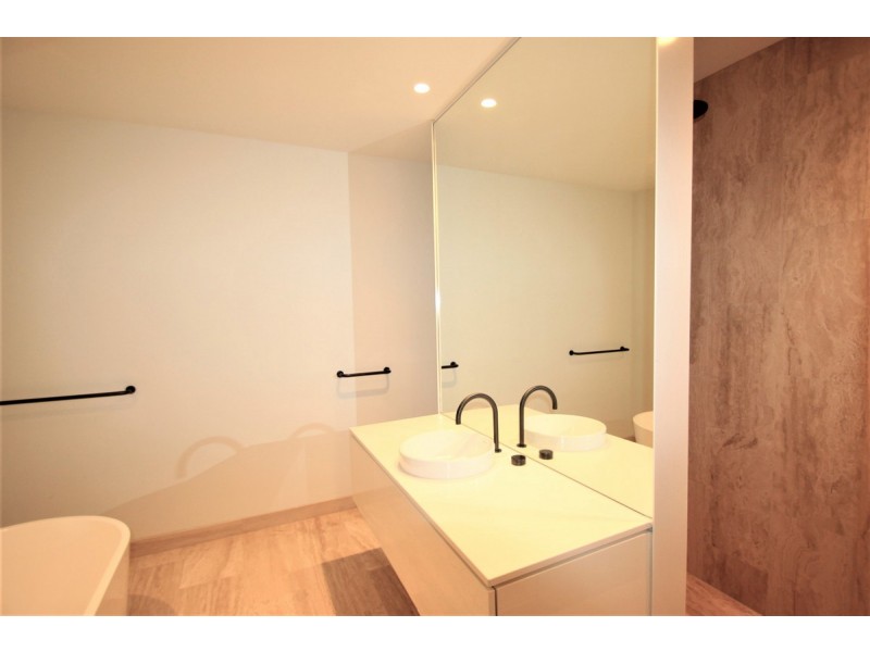 20/2 Brushbox Court, Chapel Hill QLD 4069