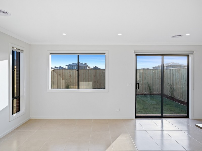 10 Penzance Street, Truganina VIC 3029