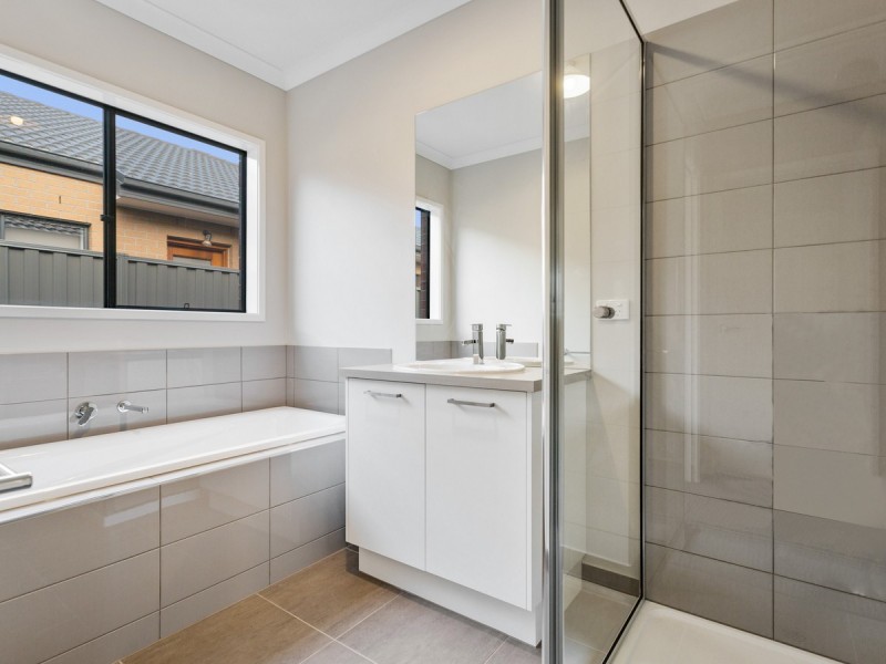 17 Appalachian Steet, Truganina VIC 3029