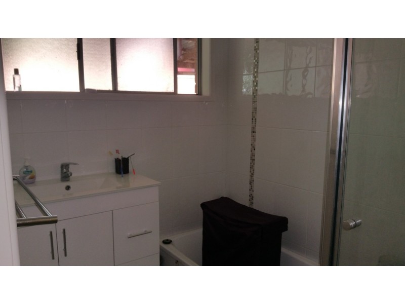 5 Marland Street, Kenmore QLD 4069