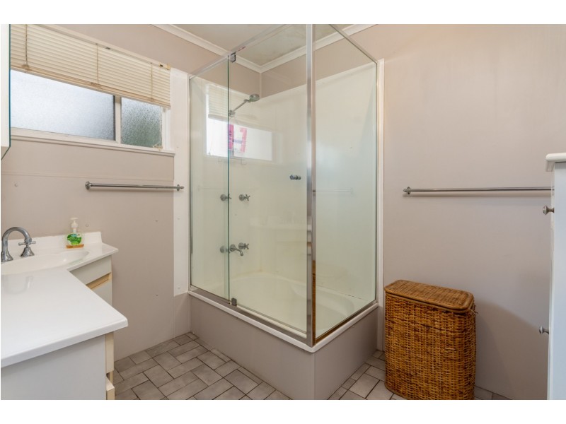 13 Claragh Court, Kallangur QLD 4503
