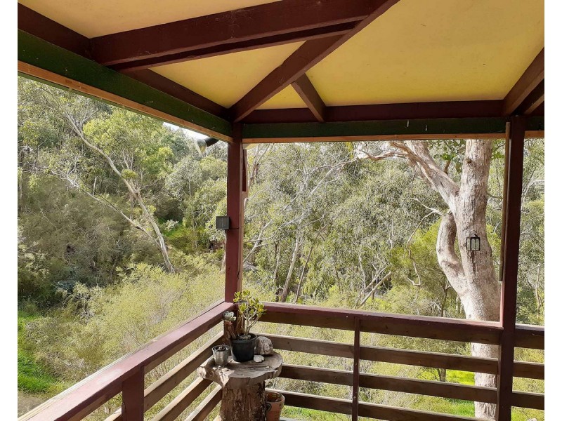 25 Professors Lane, North Warrandyte VIC 3113