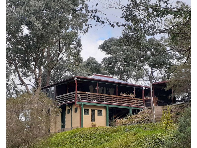 25 Professors Lane, North Warrandyte VIC 3113
