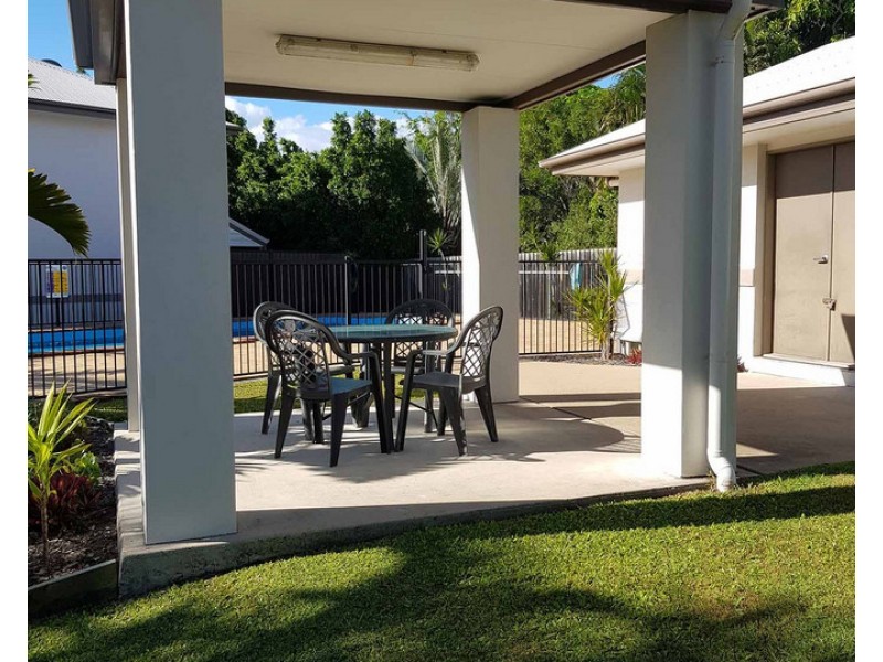 3/9 Watson Street, Pialba QLD 4655