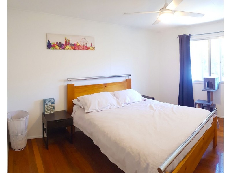 2/15 Newington Street, Tarragindi QLD 4121