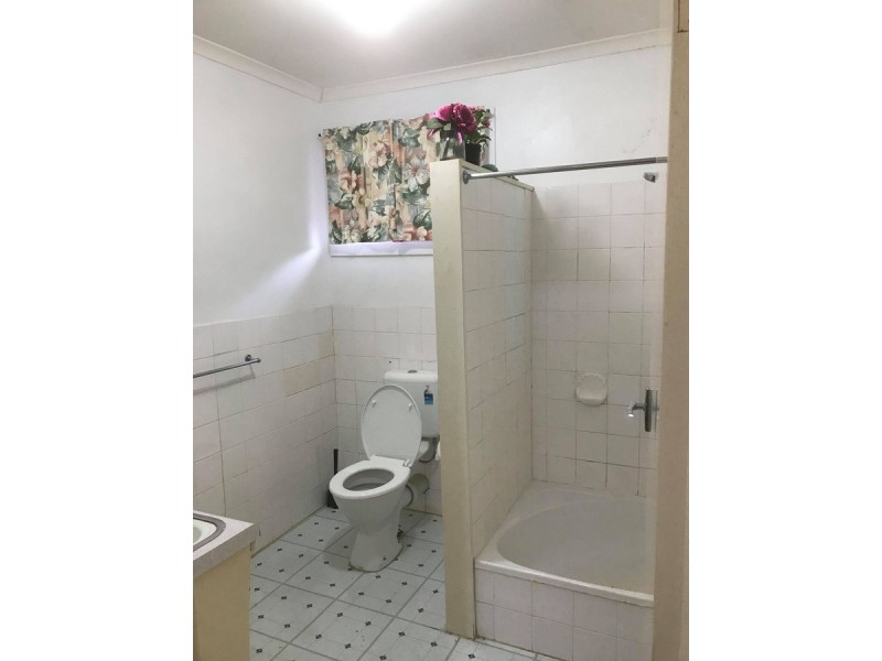 6/365 Margaret Street, Newtown QLD 4350