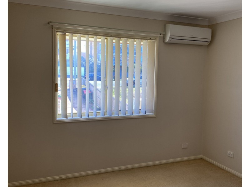 2/99 Akonna Street, Wynnum QLD 4178