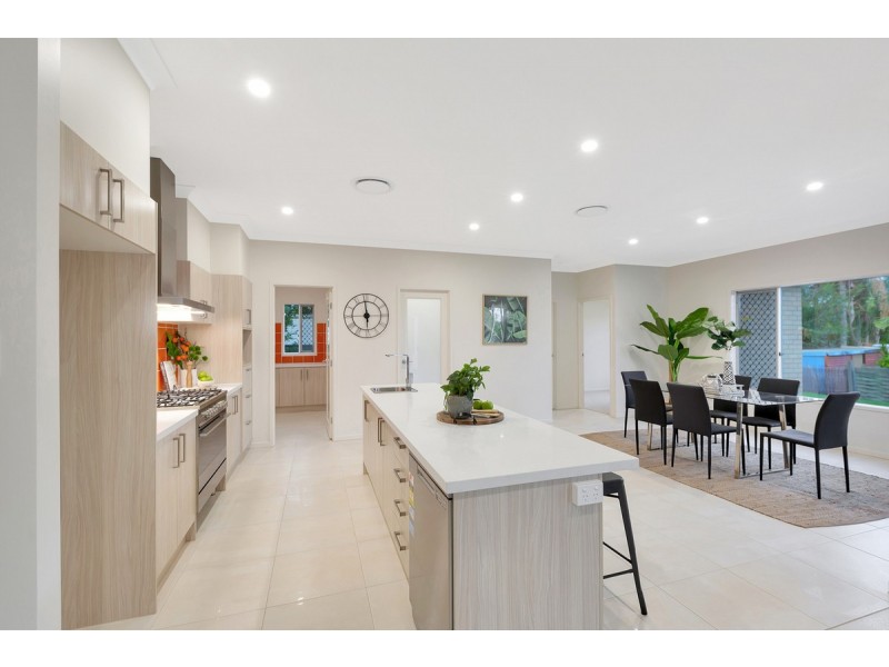 67 Agnes Street, Sunnybank QLD 4109