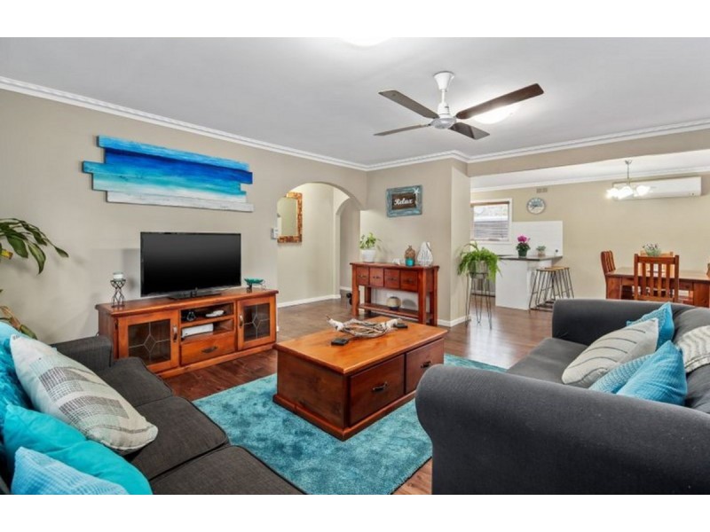50 Churchill Drive, Cowes VIC 3922
