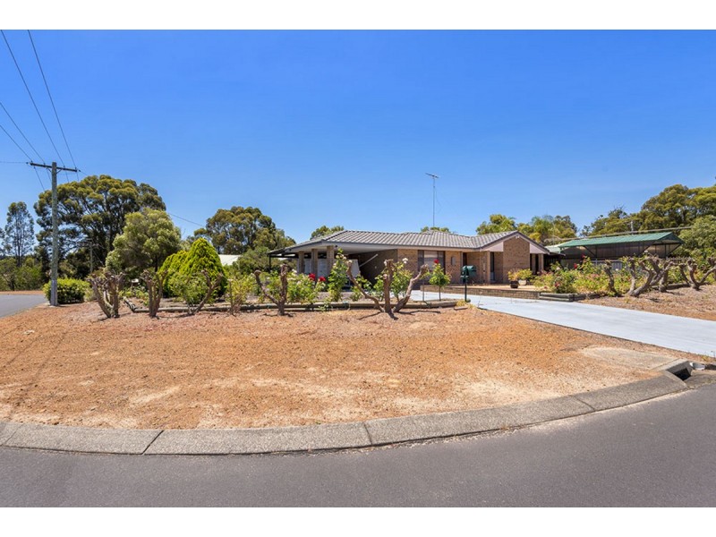 4 James Street, Collie WA 6225