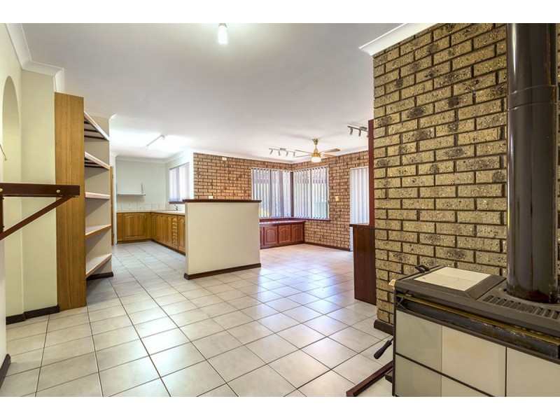 4 James Street, Collie WA 6225