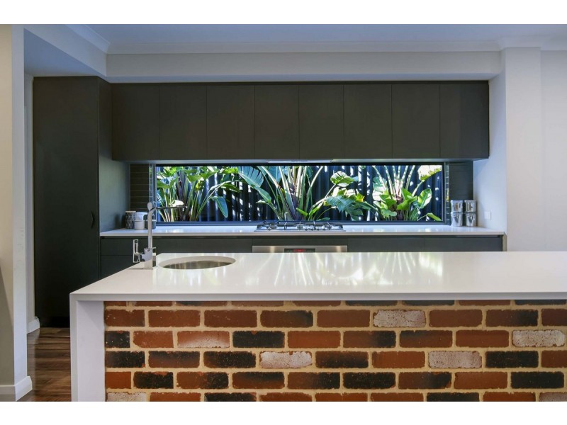 4 Chigwell Place, Carine WA 6020