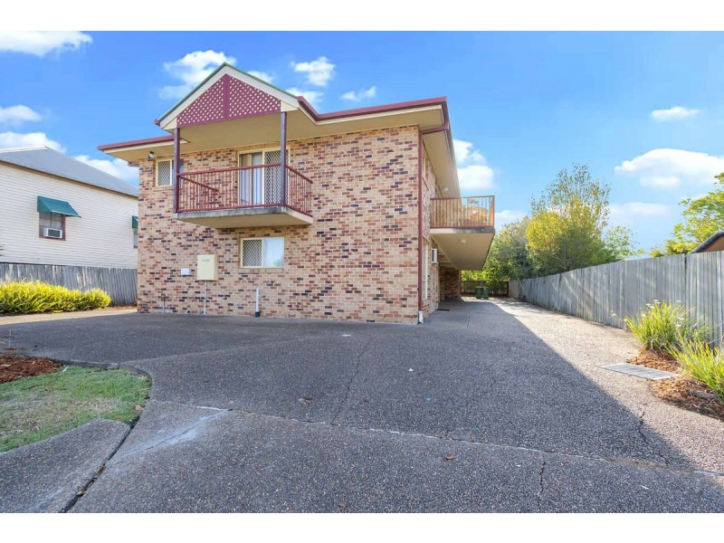 3/11 South Station Road, Booval QLD 4304