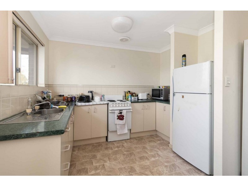 3/11 South Station Road, Booval QLD 4304