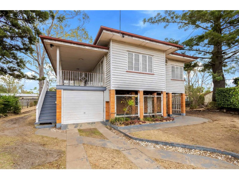 1 Doorey Street, One Mile QLD 4305