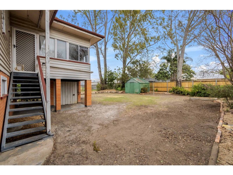 1 Doorey Street, One Mile QLD 4305