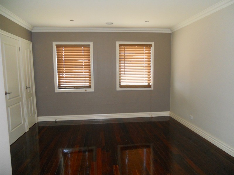 4/4 Vine Court, Braybrook VIC 3019