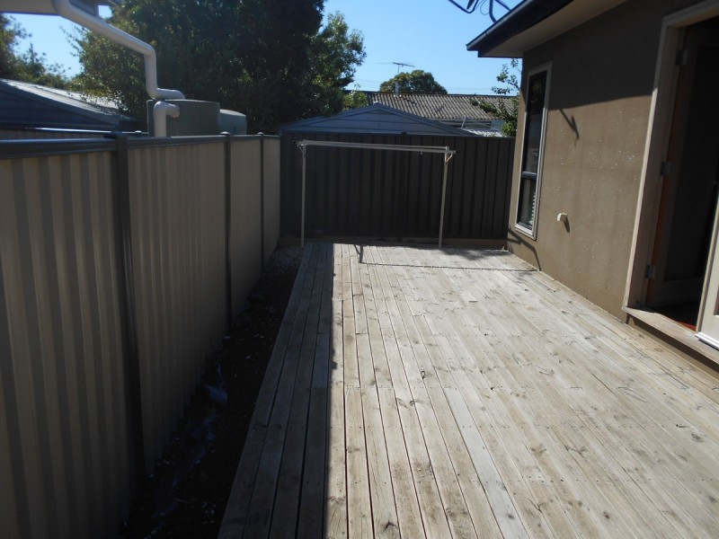 4/4 Vine Court, Braybrook VIC 3019