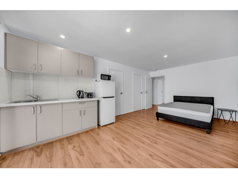 4/6 Vera Court, Dandenong VIC 3175