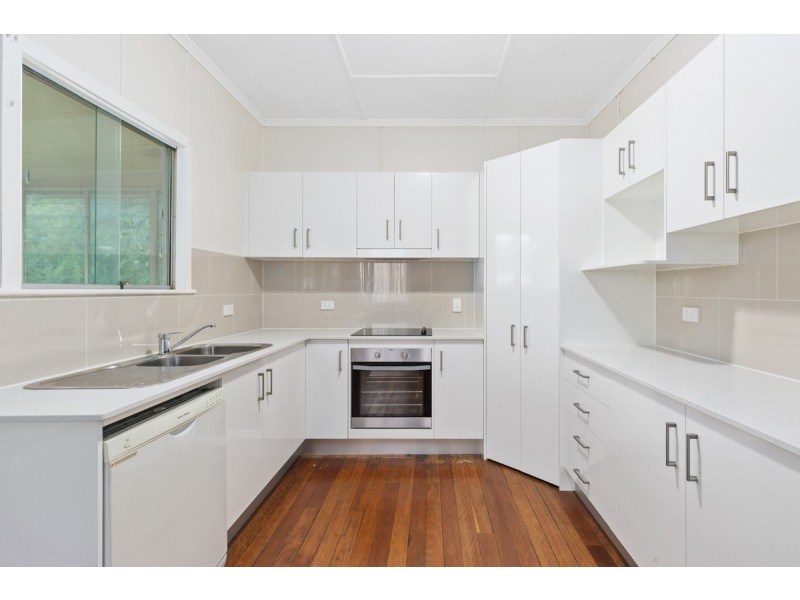 34 Bowen Terrace, The Range QLD 4700